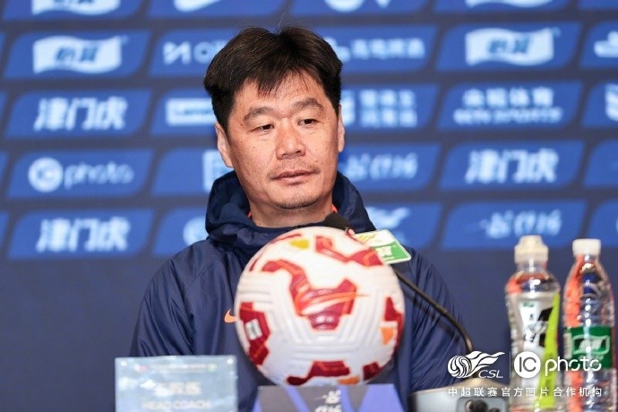 李霄鵬：希望明天比賽能打出一些新的東西，取得一個(gè)好的結果