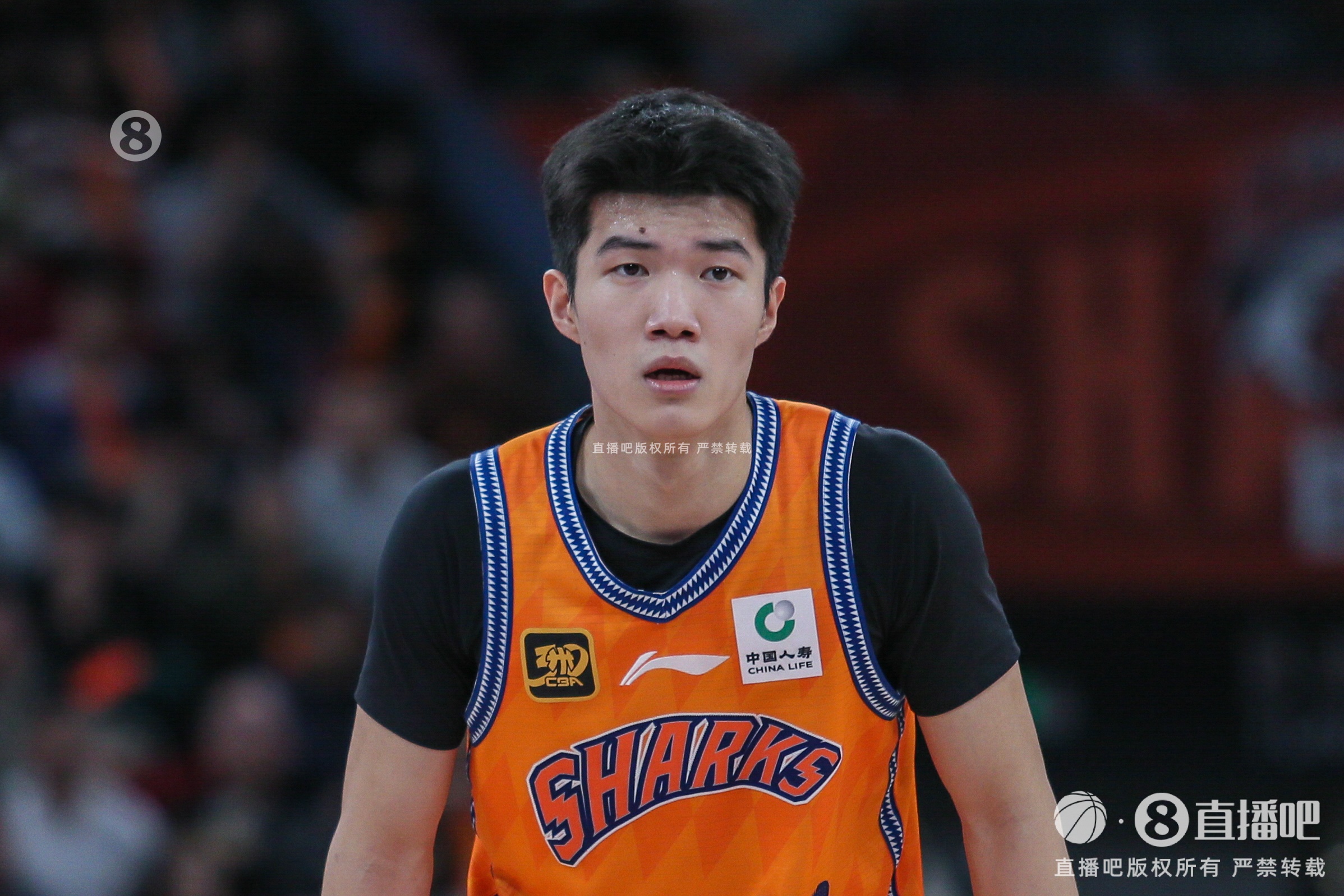 率先發(fā)力！偰李永煒首節5中4拿到11分 三分4中3
